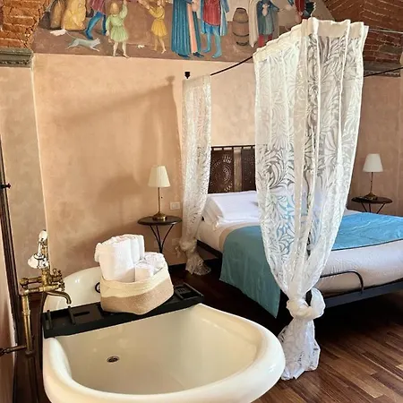 Luxury Corte Dei Nobili 4* Lucca