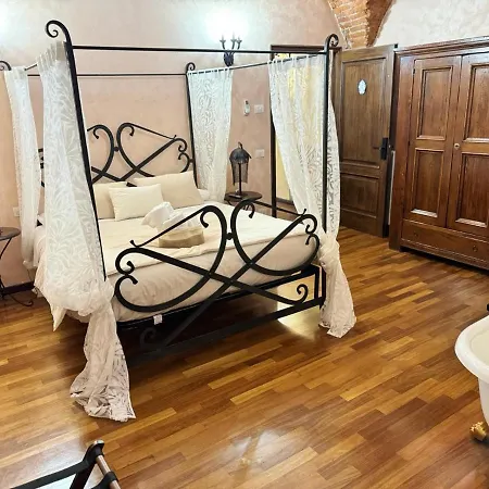 Bed & Breakfast Luxury Corte Dei Nobili Lucca