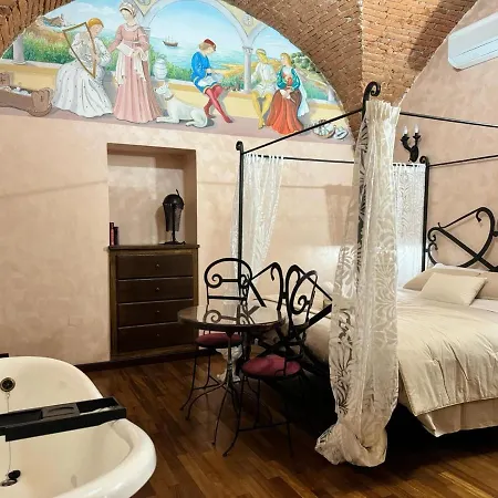 Luxury Corte Dei Nobili 4* Лукка